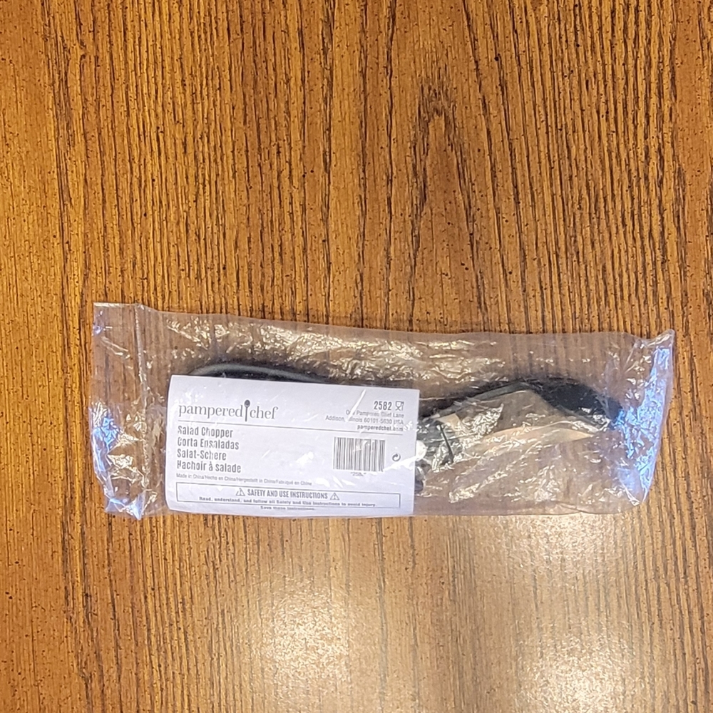 Pampered Chef Salad Chopper